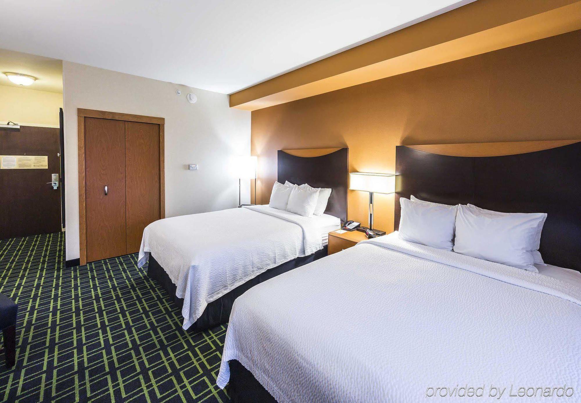 Fairfield Inn & Suites By Marriott Harrisburg West/Нью-Камберленд Экстерьер фото
